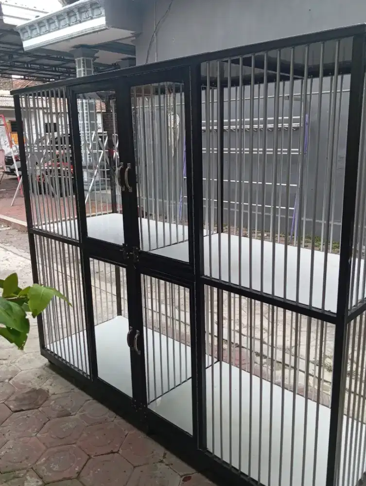 Kandang Alumunium 4 Kamar