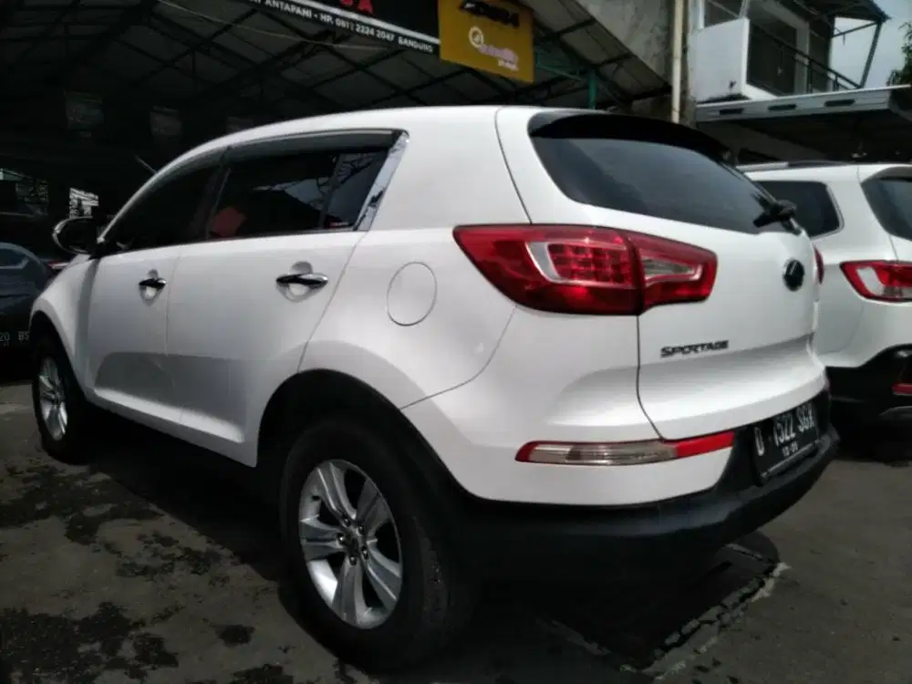 DP 19 JT KIA SPORTAGE SE 2.0 AT 2011 Istimewa Top