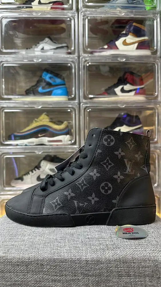 LOUIS VUITTON MEN’S BLACK ECLIPSE MATCH UP HIGH TOP SNEAKER