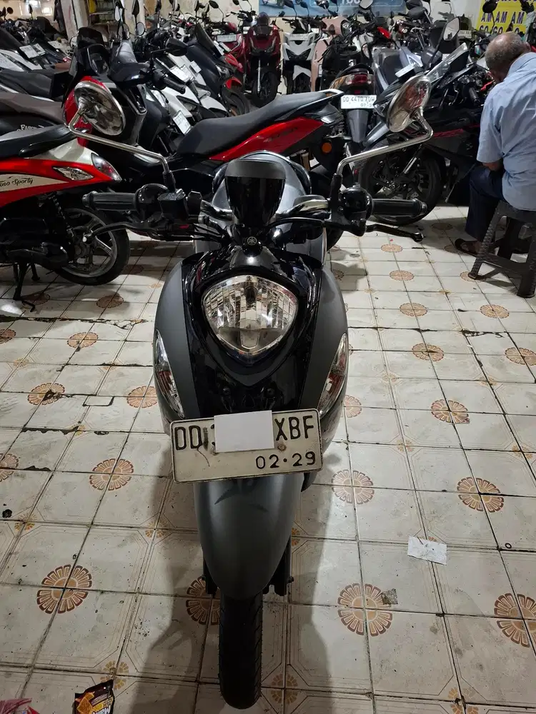 Yamaha fino sporty 125cc 2024 abu-abu