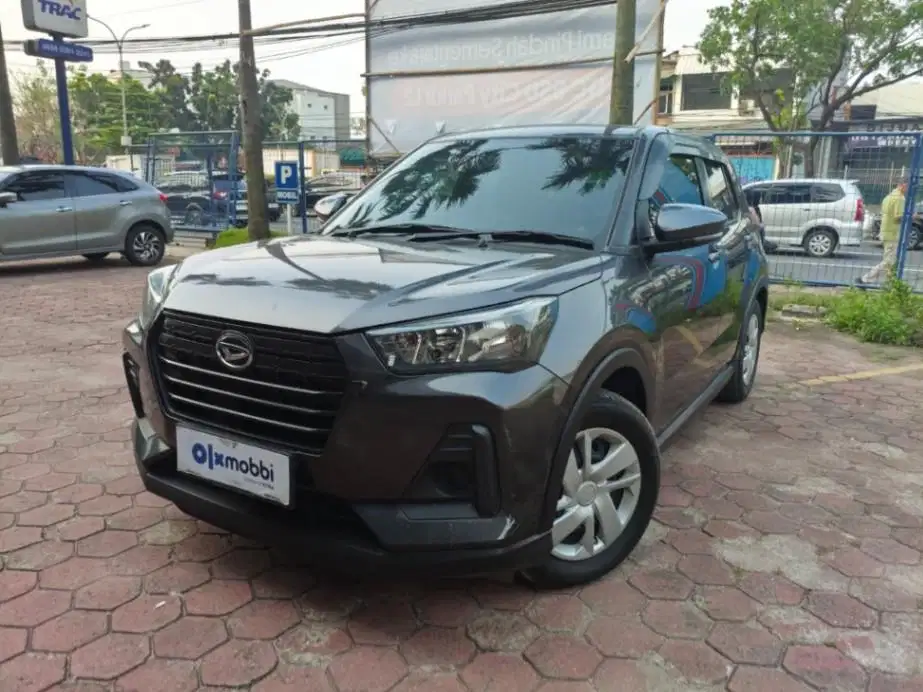 DP Rendah  8JT Daihatsu Rocky 1.2 M Bensin-AT 2021 Abu