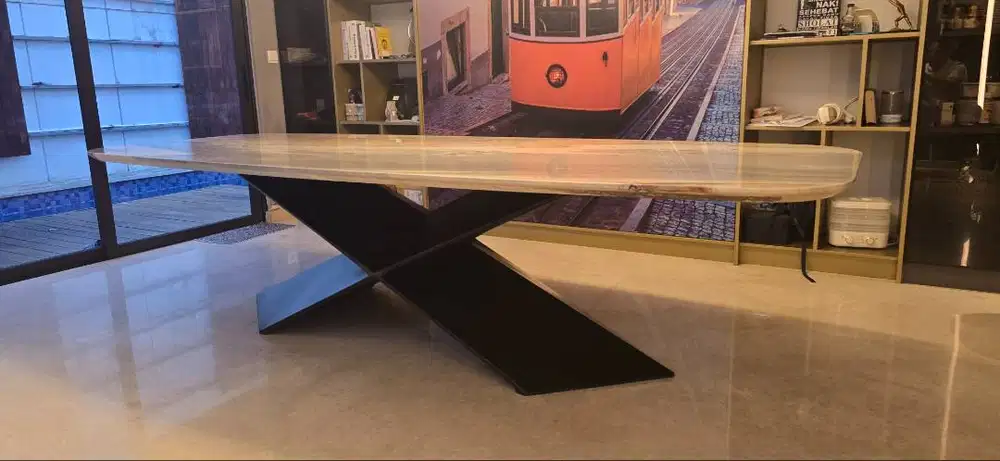 Meja Makan Marmer Premium—Desain Modern Italy (X-Base) DISK.50%