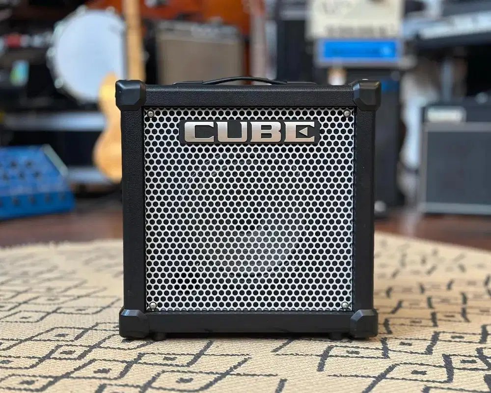 Ampli Gitar Roland Cube 20GX
