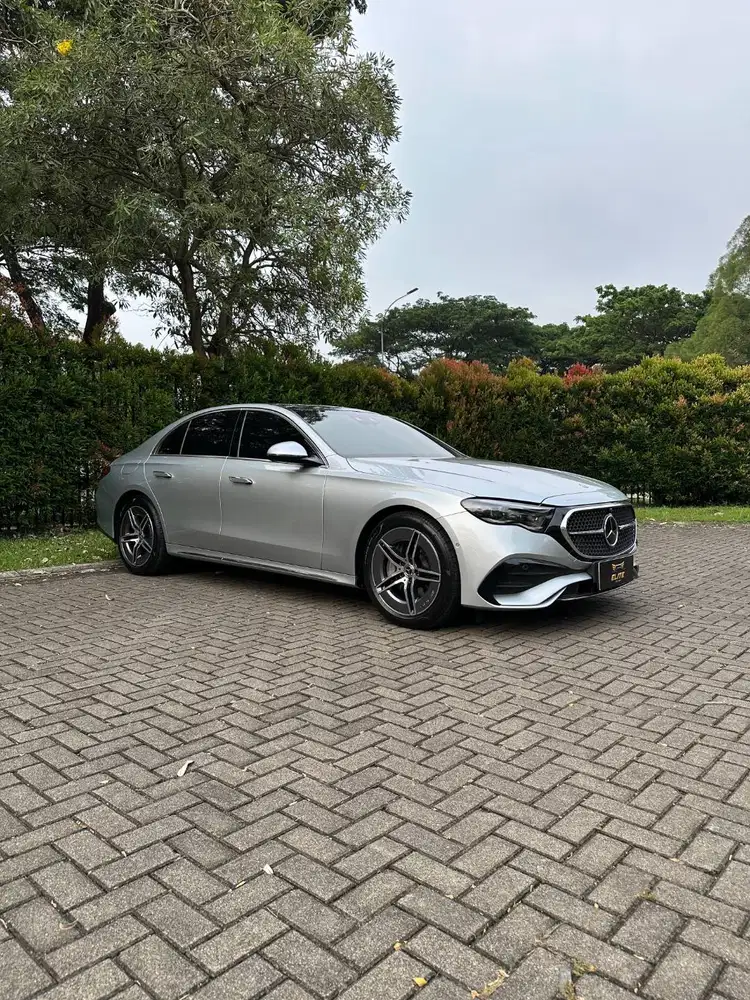 Mercedes Benz E300 AMG 2024