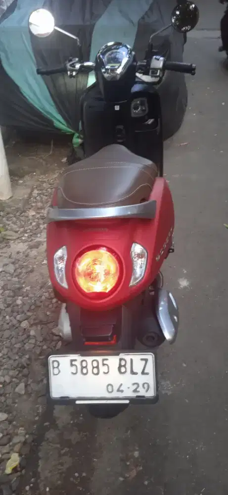Misi gan ane mau jual scopy 2024 masih mulus kilo meter 3500