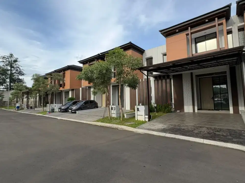 Dijual Cepat BU Rumah Cantik di Suvarna Sutera Dekat Tol