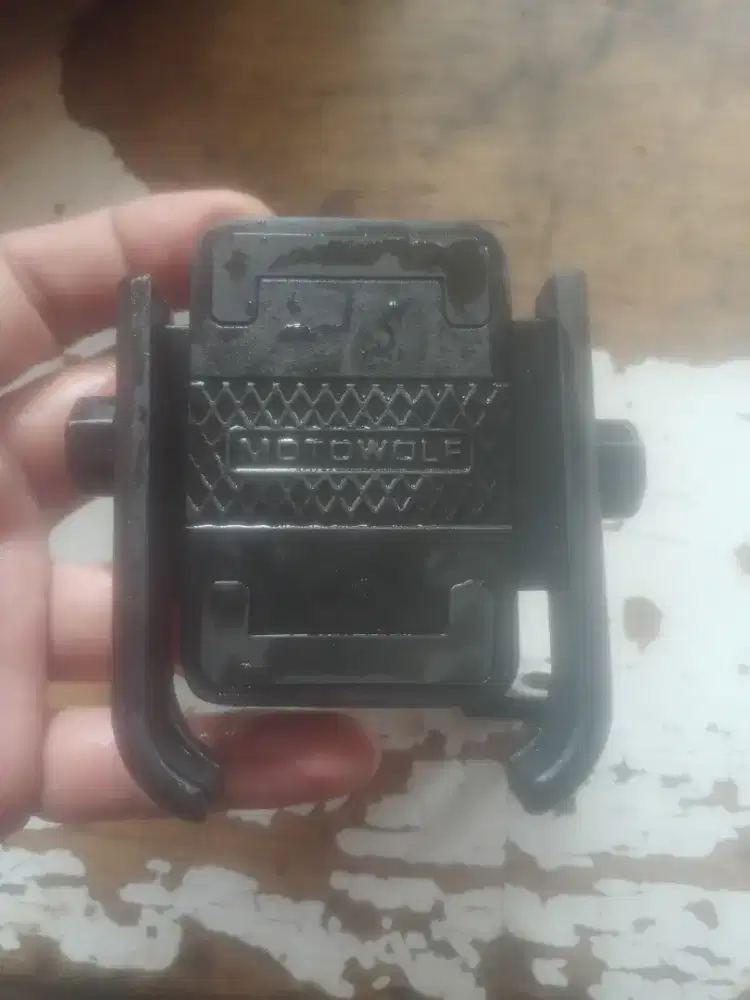 Holder motowolf spion