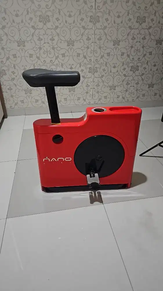 Sepeda statis merk advance