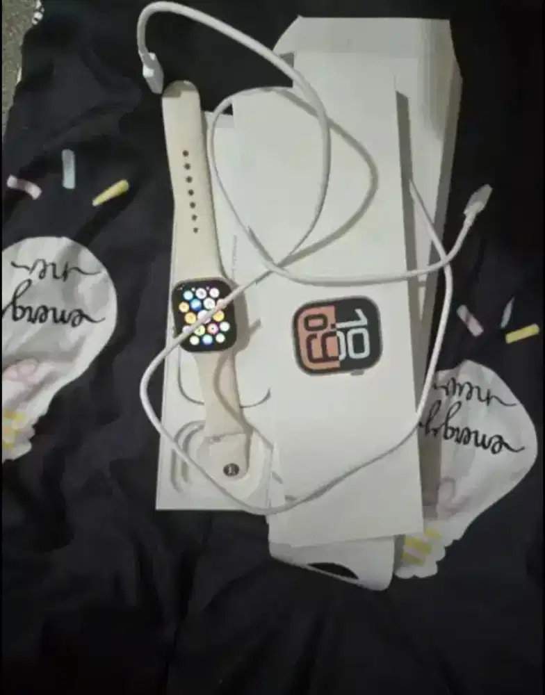 Apple watch series 10 GPS 42mm masih garansi resmi digimap APRIL 2026