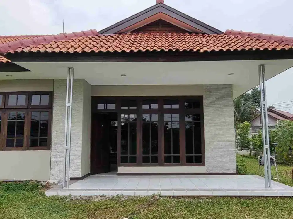 Disewakan Rumah Besar di Bogor Tengah Dekat Istana