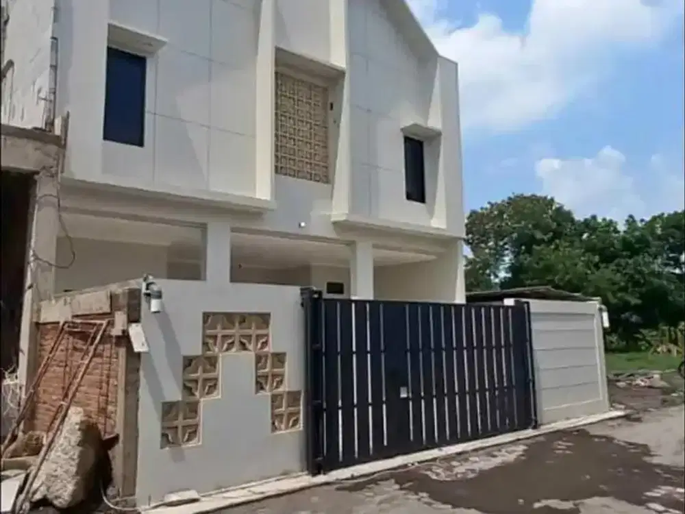 Kos baru eksklusif di condong catur