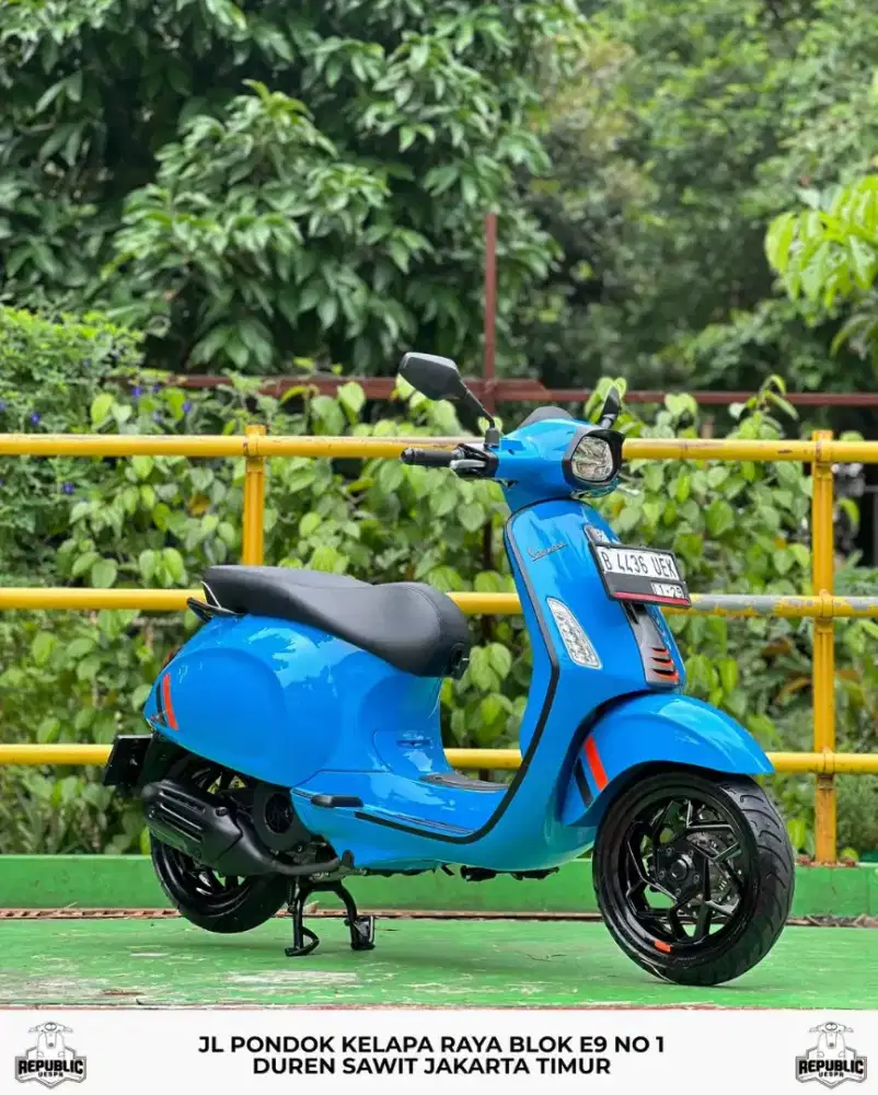 DIJUAL PIAGGIO VESPA SPRINT 150 IGET ABS LED TH 2023 PERFECT CONDITION