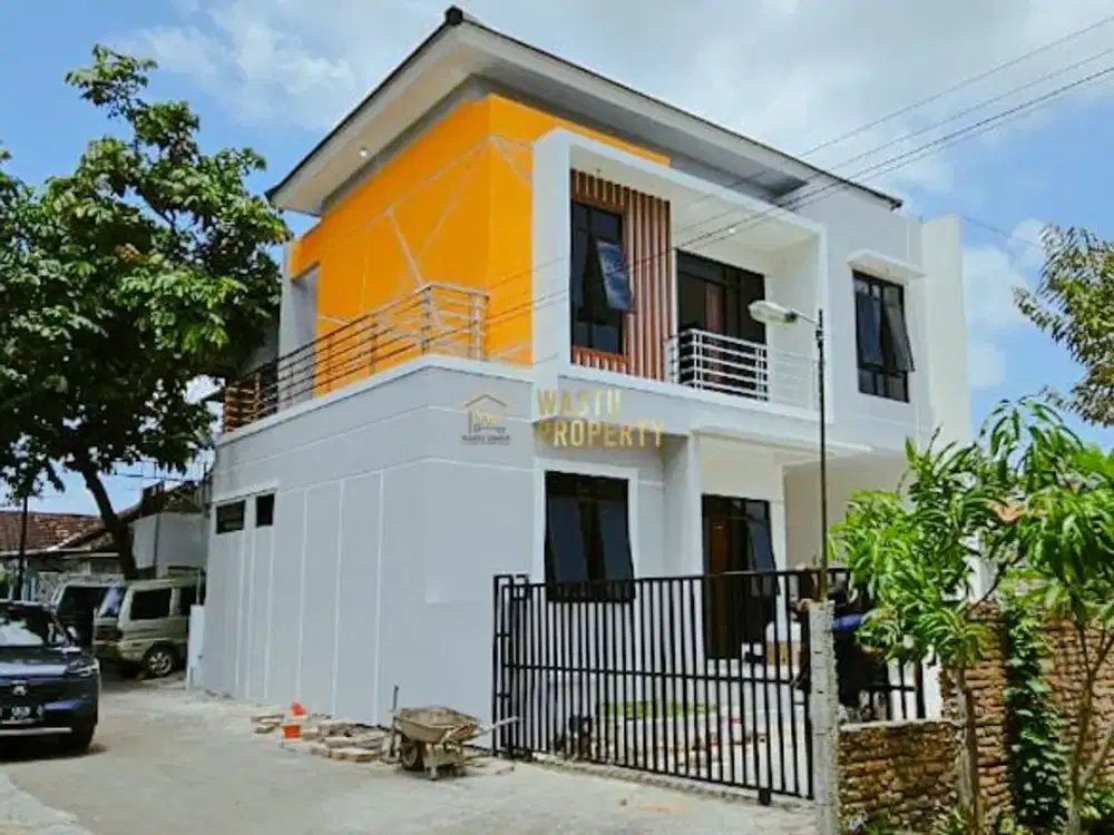 RUMAH 2 LANTAI, HARGA 1 MILYAR DEKAT AMPLAZ JOGJA