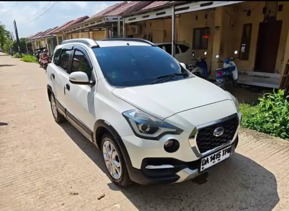 Dijual Mobil Datsun cross tahun 2018 metic siap pakai bosku