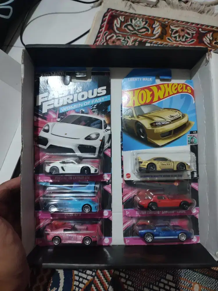 Hotwhells FNF Women series