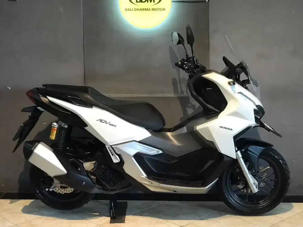 Dp 1.800 RB Honda HDV. 160 thn 2025 cash /kredit Bali dharma motor