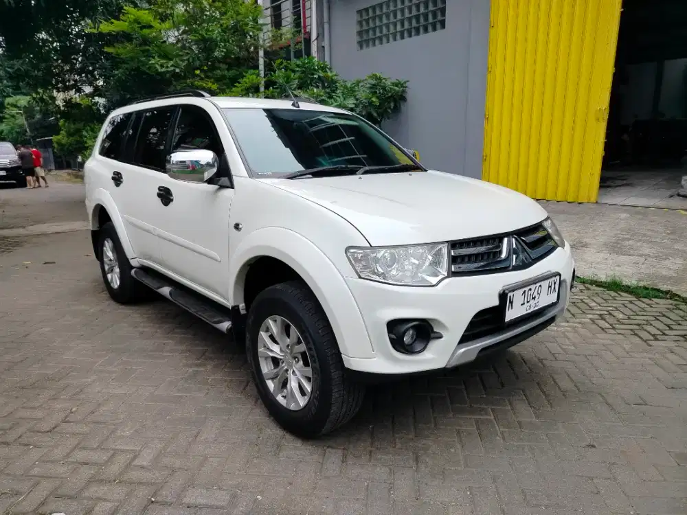 Mitsubishi Pajero Sport Exceed 2015 Full Orisinil Cat Istimewa Antik