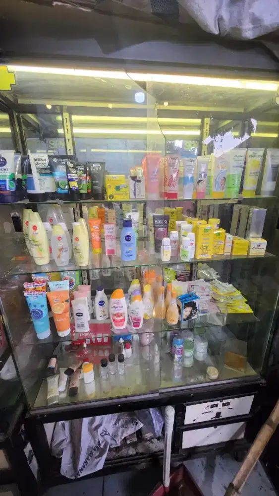 Lemari display borongan