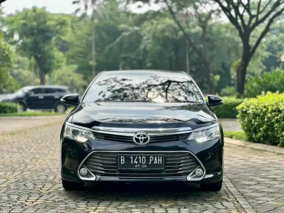 Camry 2.5 V AT 2016 KM Low