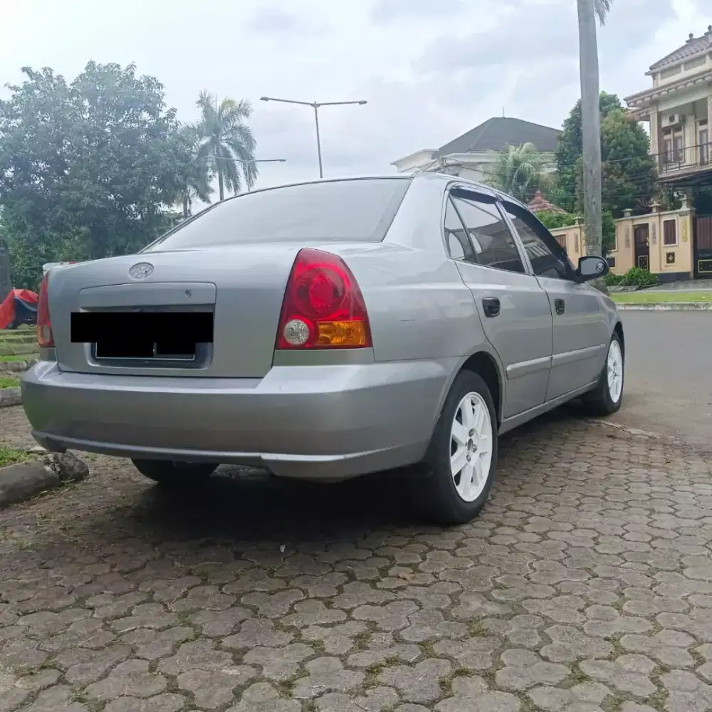 Hyundai accent exel 2