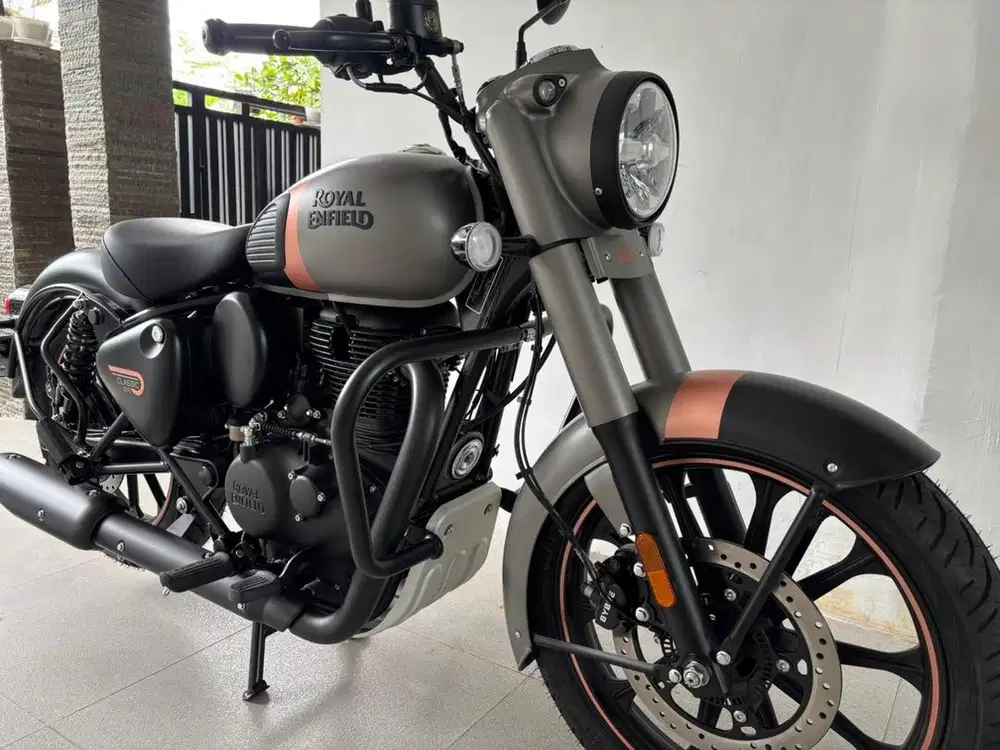 Royal enfield classic 350 reborn