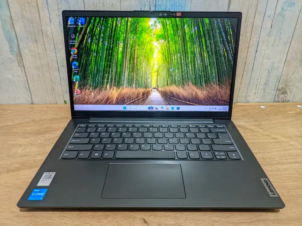 Lenovo V14 Prosesor Intel Core i3 Gen 12
RAM 8GB SSD 256GB