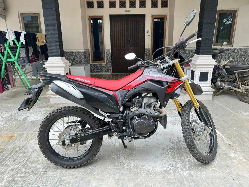 HONDA CRF 150L 2024