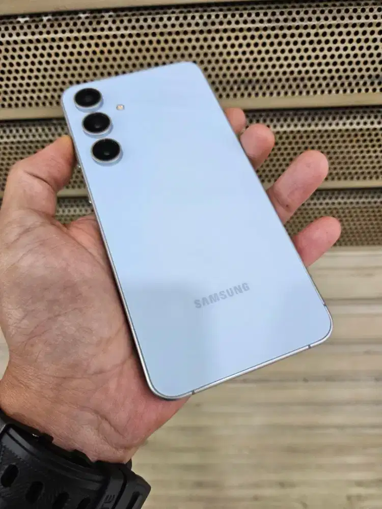 Samsung s24 fe 128gb resmi Indonesia garansi on