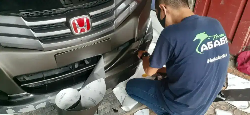 Wrapping stiker mobil