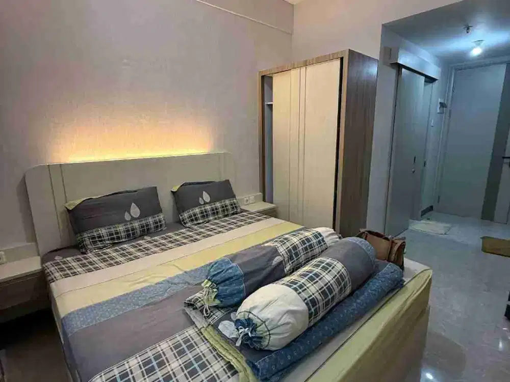 disewakan luas besar studio apartement amor PCM full furnish