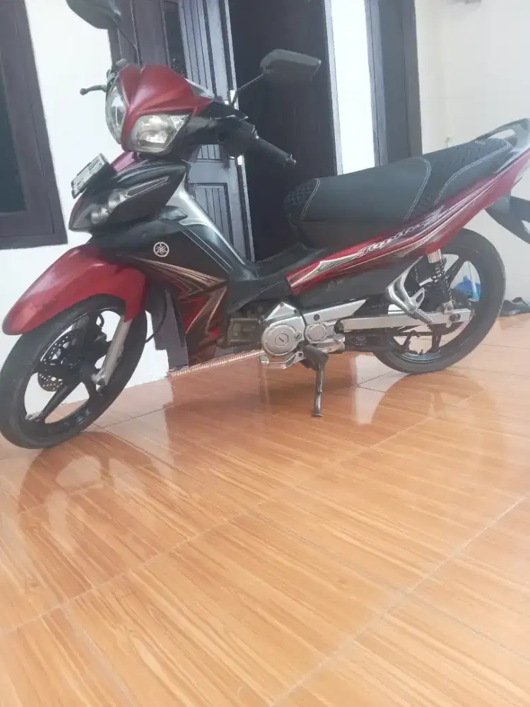 Jupiter z Robot tahun 2011