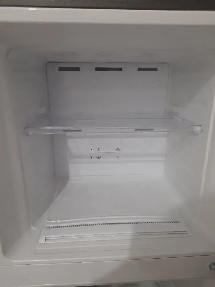 SAMSUNG RT19M300BGS KULKAS 2 PINTU DARK SILVER