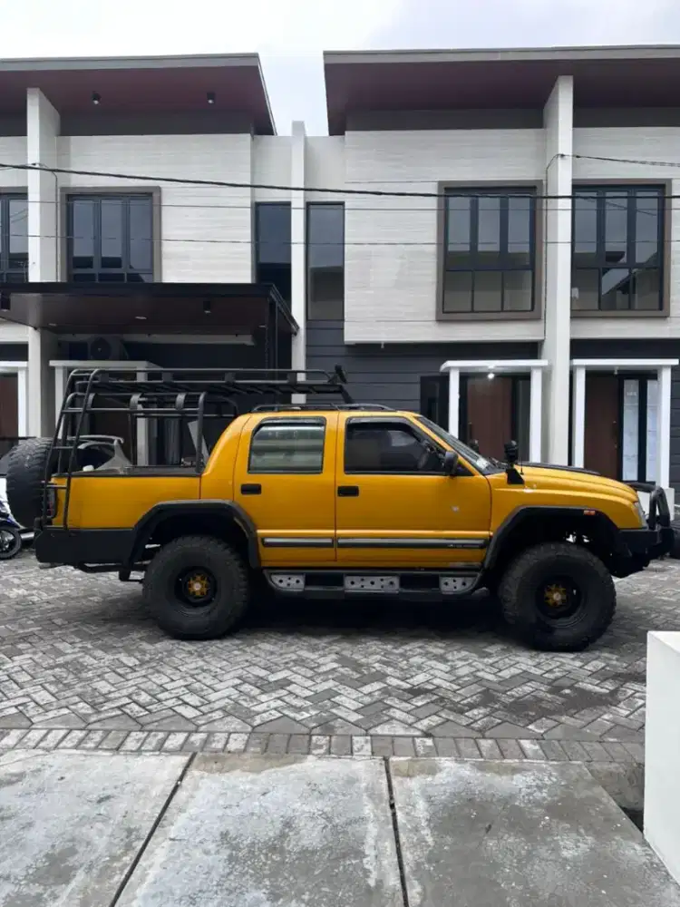 Blazer Double cabin DOHC mobil gagah sekali