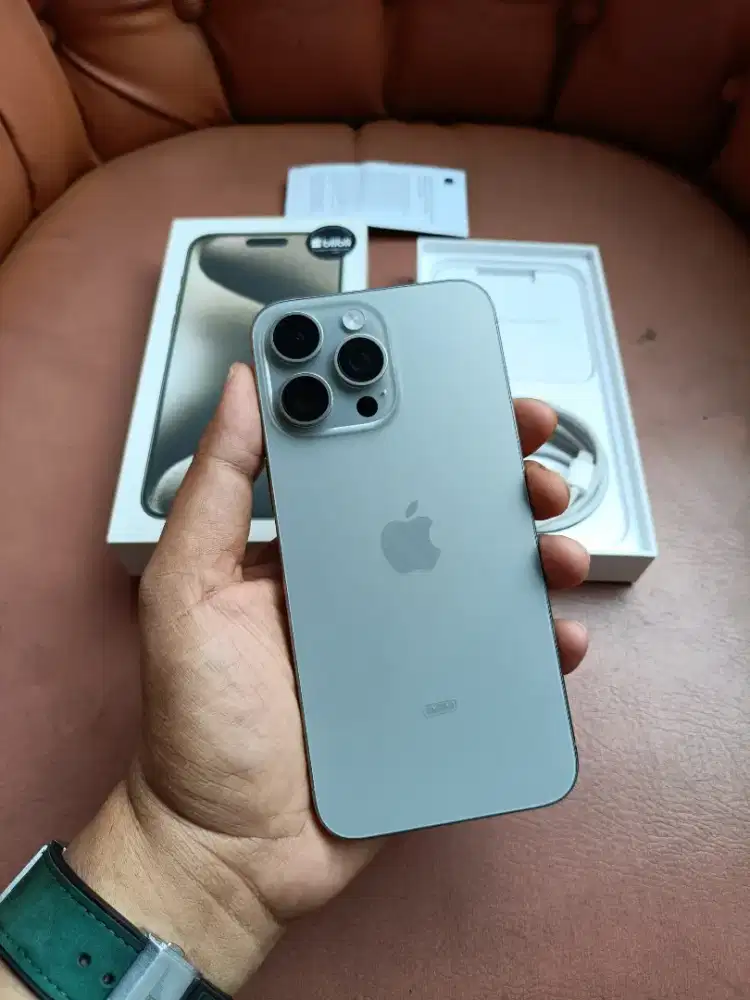 Iphone 15 promax 256gb ex iBox fullset full ori like new