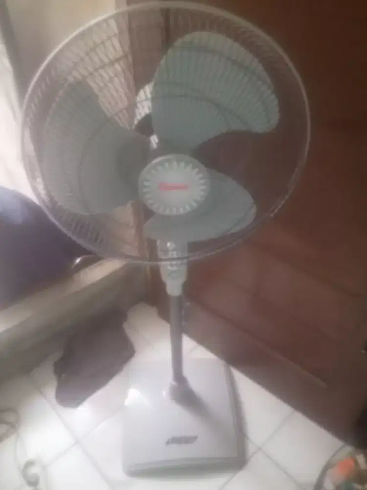 Kipas angin stand fan 16 cosmos twino 2in1 normal nego tipis