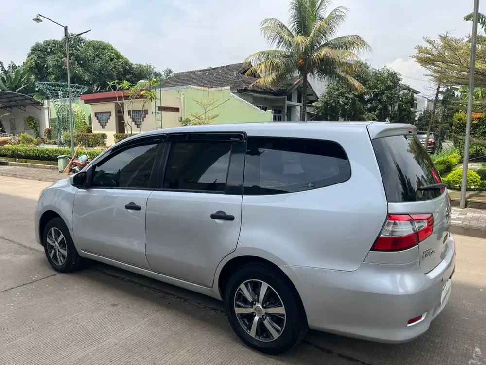 Nissan Livina 2017 Bensin