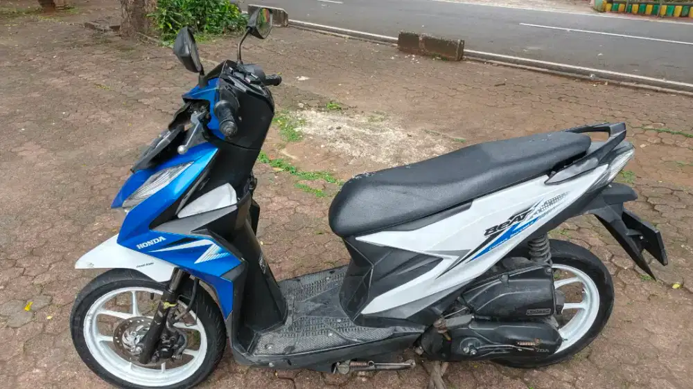 Beat deluxe 2021 KM rendah kunci 2 terawat