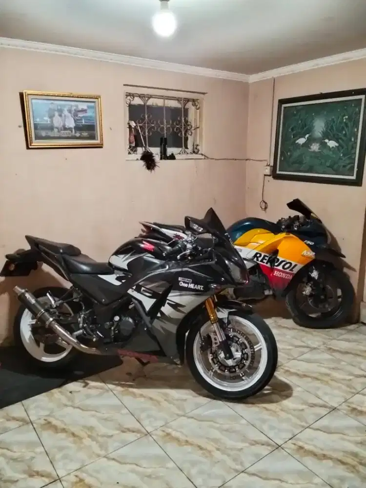 CBR 150R CBU THAILAND 2012