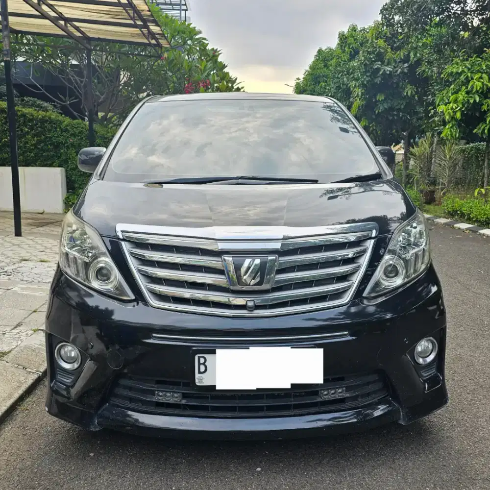 Toyota alphard 2.4 sc 2013 (premium sound) black