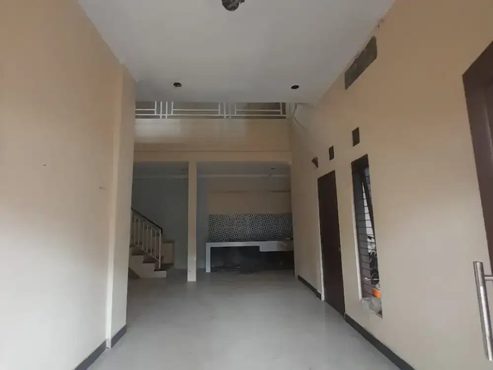 Lelang Perum acropolis