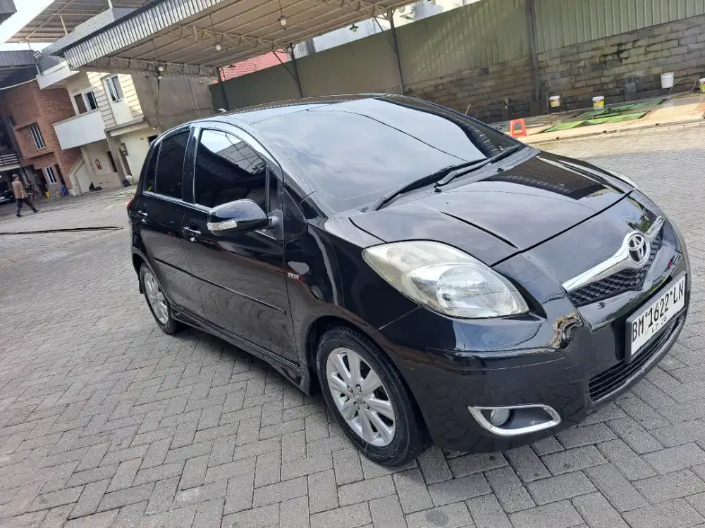 Yaris S Limited 2009 Automatic