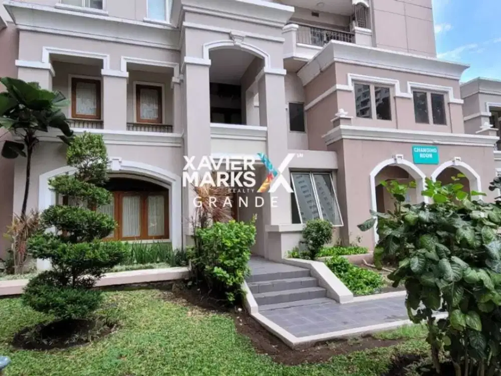 Dijual Town House Full Fasilitas di Kota Surabaya