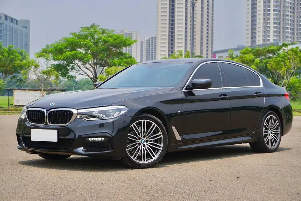 BMW 530i G30 MSport B48 2019 Hitam Sport Brown Year End Sale