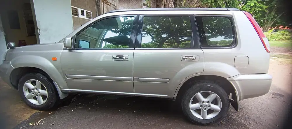 Nissan X-Trail 2005 Bensin