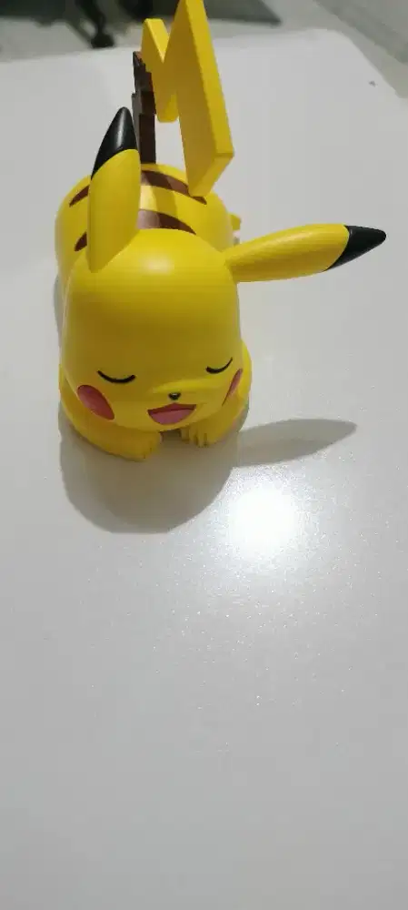 Active figure pokemon pikachu