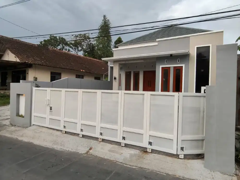 DI JUAL RUMAH BARU MINIMALIS MODERN DEKAT PEMKAB SLEMAN DAN PASAR CEBONGAN MLATI SLEMAN