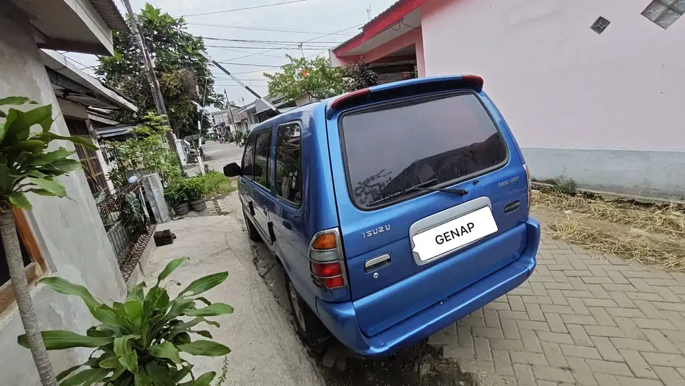 Isuzu Panther 2000 Diesel