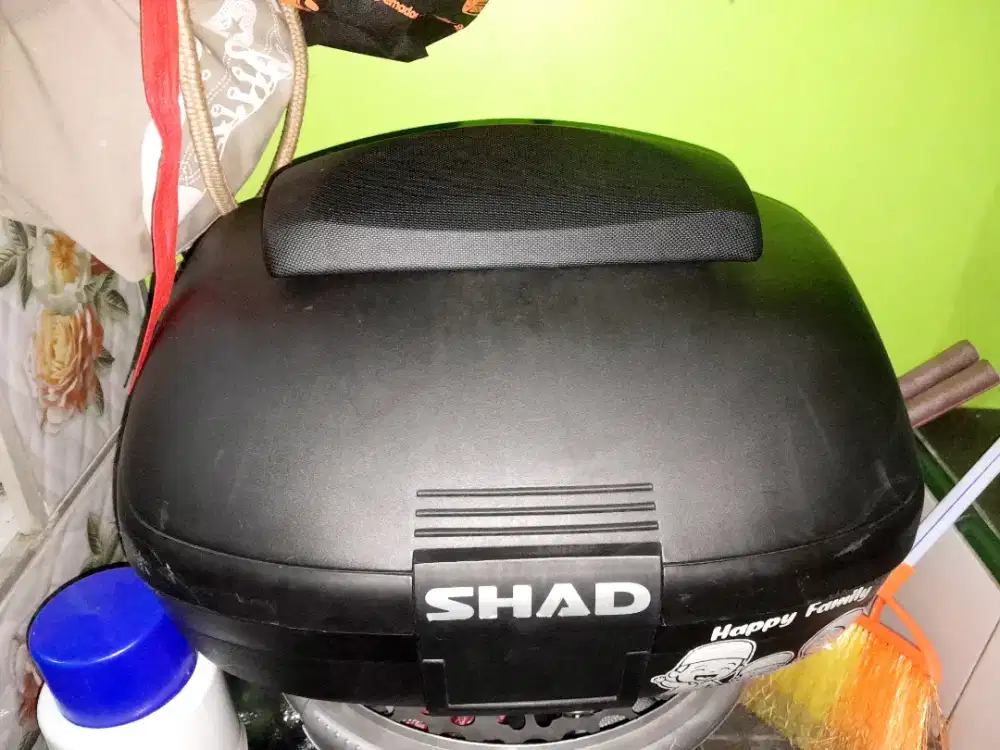 DIJUAL BOX MERK SHAD KAPASITAS 42LITER