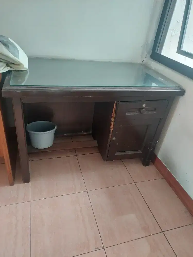 BU JUAL MEJA KASIR TERBUAT KAYU