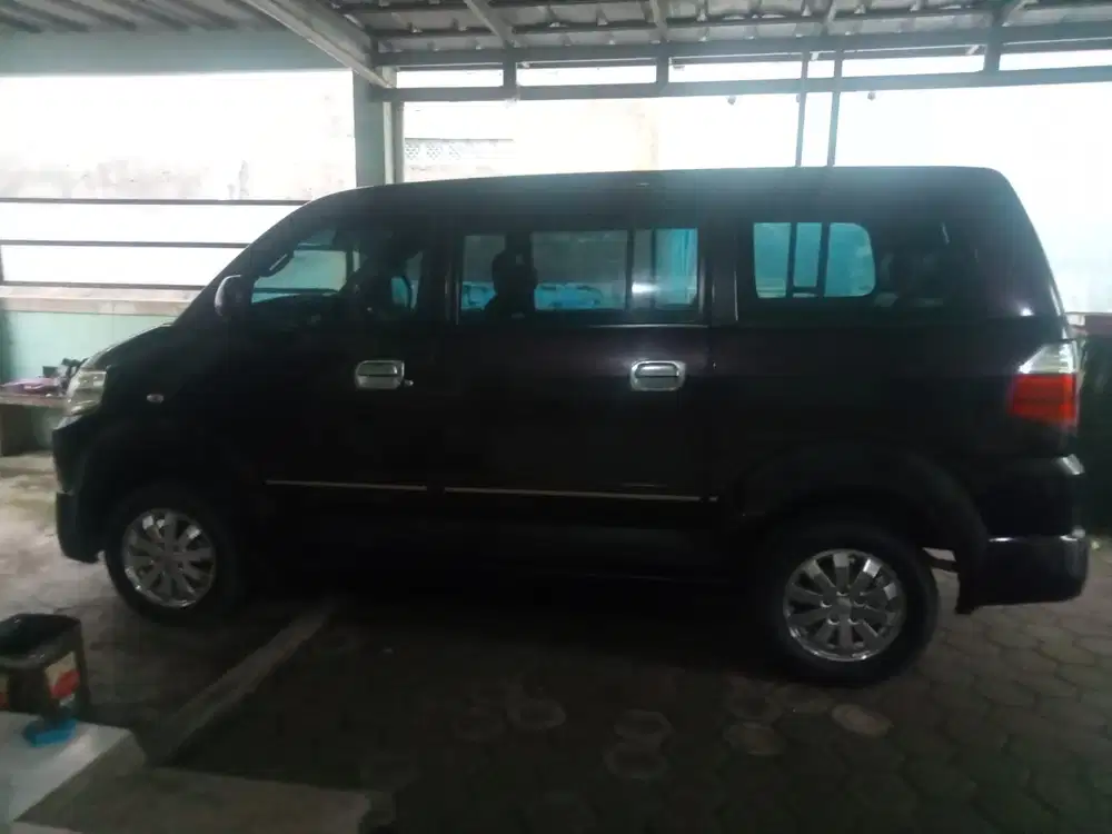 Suzuki APV 2011 Bensin